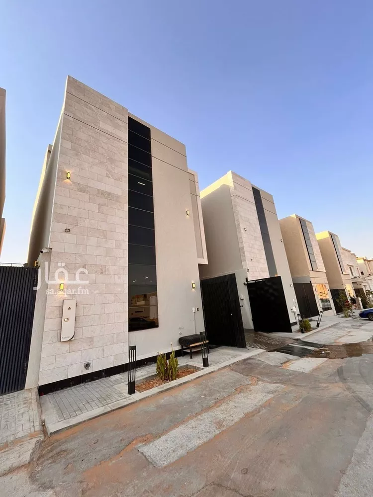 فيلا للبيع في شارع أبي العباس الصقلي, حي المهدية, مدينة الرياض, منطقة الرياض