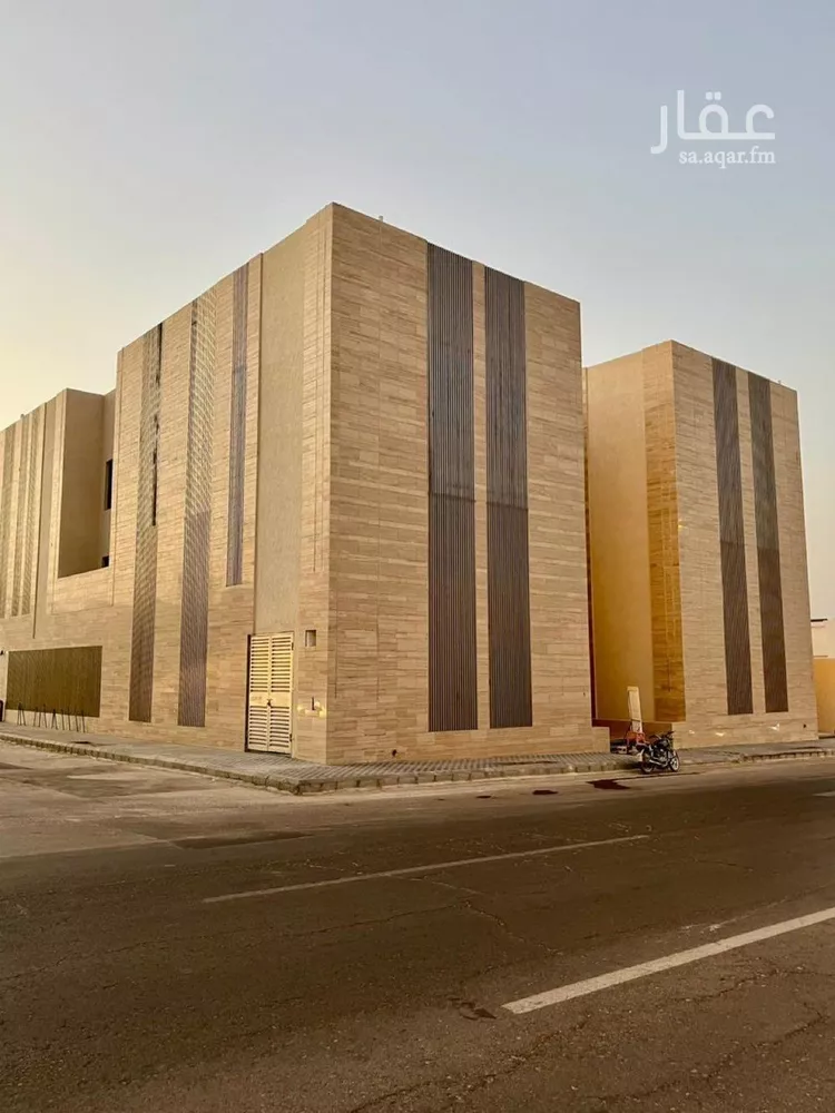 فيلا للبيع في شارع عثمان بن سليمان, حي المهدية, مدينة الرياض, منطقة الرياض صورة 2