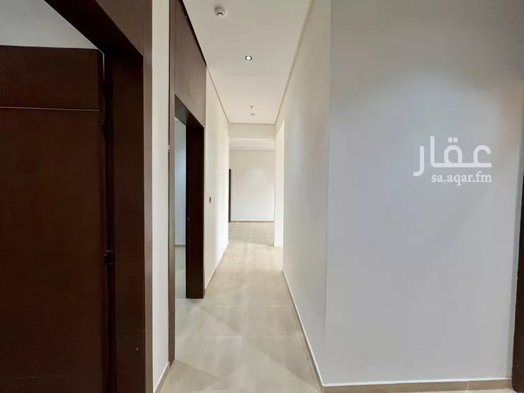 شقة للبيع في شارع عبدالرزاق السنهوري, حي المهدية, مدينة الرياض, منطقة الرياض صورة 2