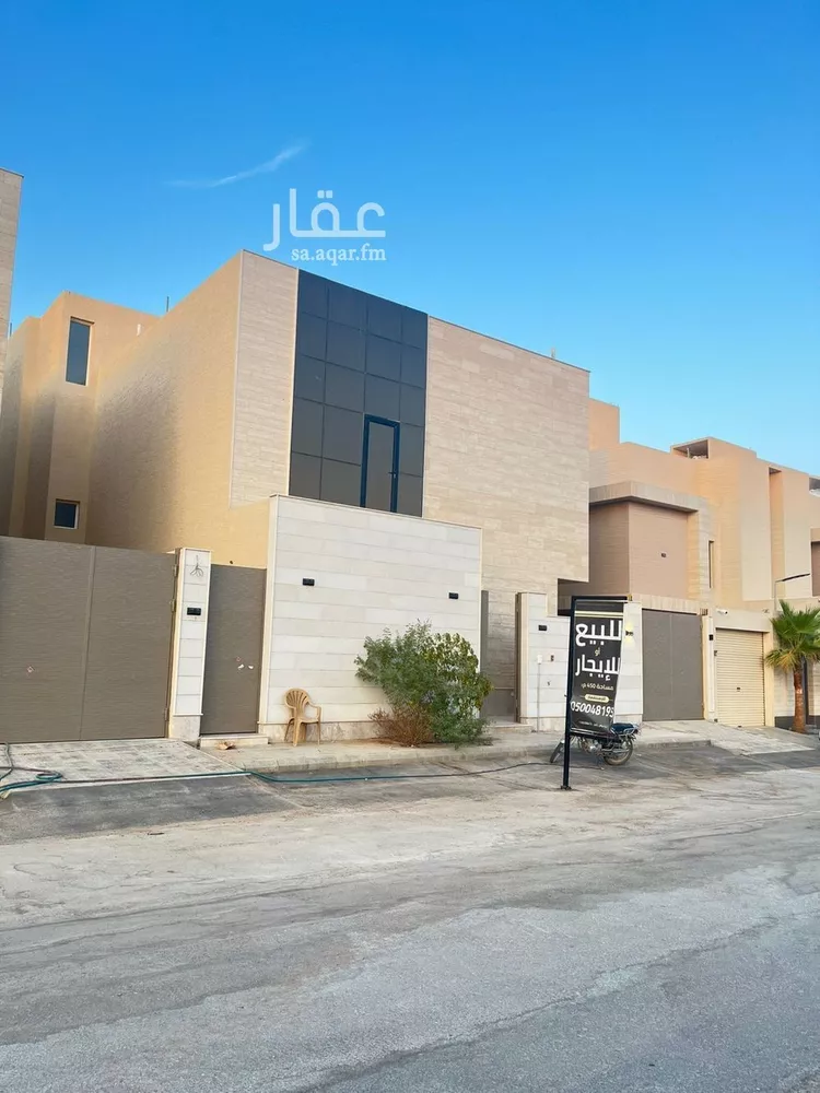 فيلا للبيع في شارع أحمد بن الحسن الأنصاري, حي المهدية, مدينة الرياض, منطقة الرياض صورة 3