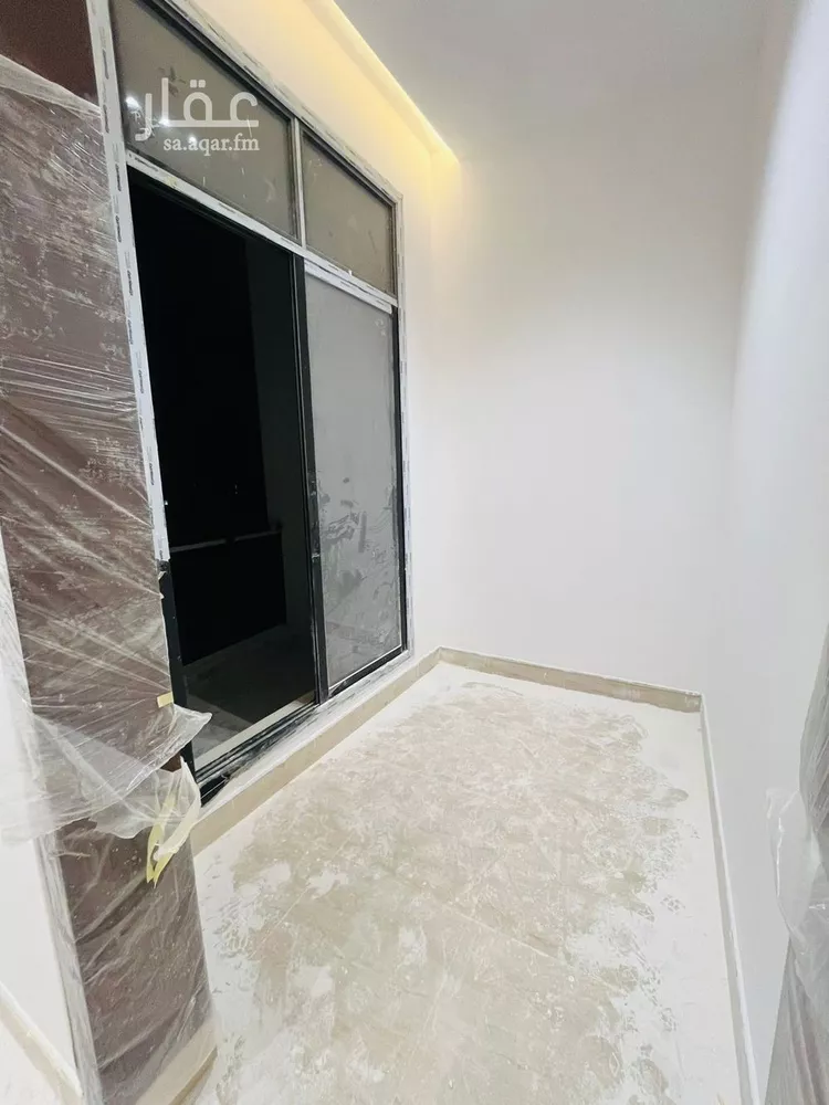 فيلا للبيع في شارع أبي الشيخ الأصبهاني, حي المهدية, مدينة الرياض, منطقة الرياض 20