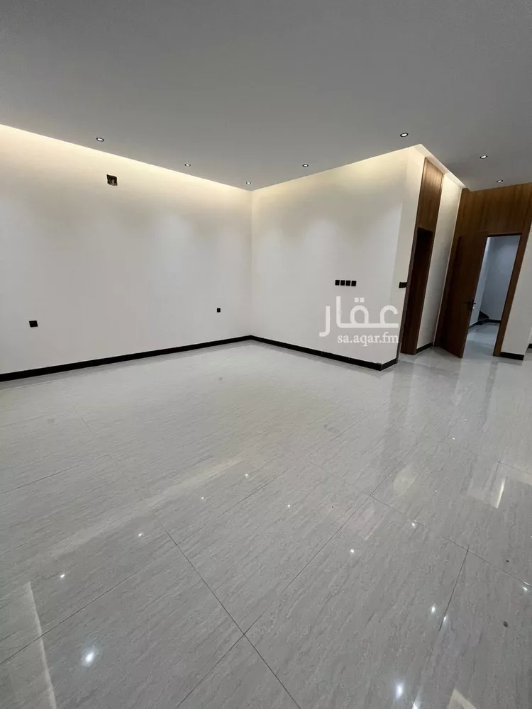 Villa for Sale in Riyadh Al Mahdiyah 9