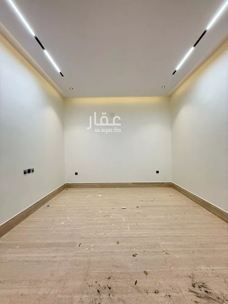 فيلا للبيع في شارع أبي الشيخ الأصبهاني, حي المهدية, مدينة الرياض, منطقة الرياض 10