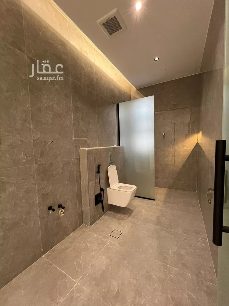 فيلا للبيع في شارع أبي الحسن الأسفرائيني, حي المهدية, مدينة الرياض, منطقة الرياض 29