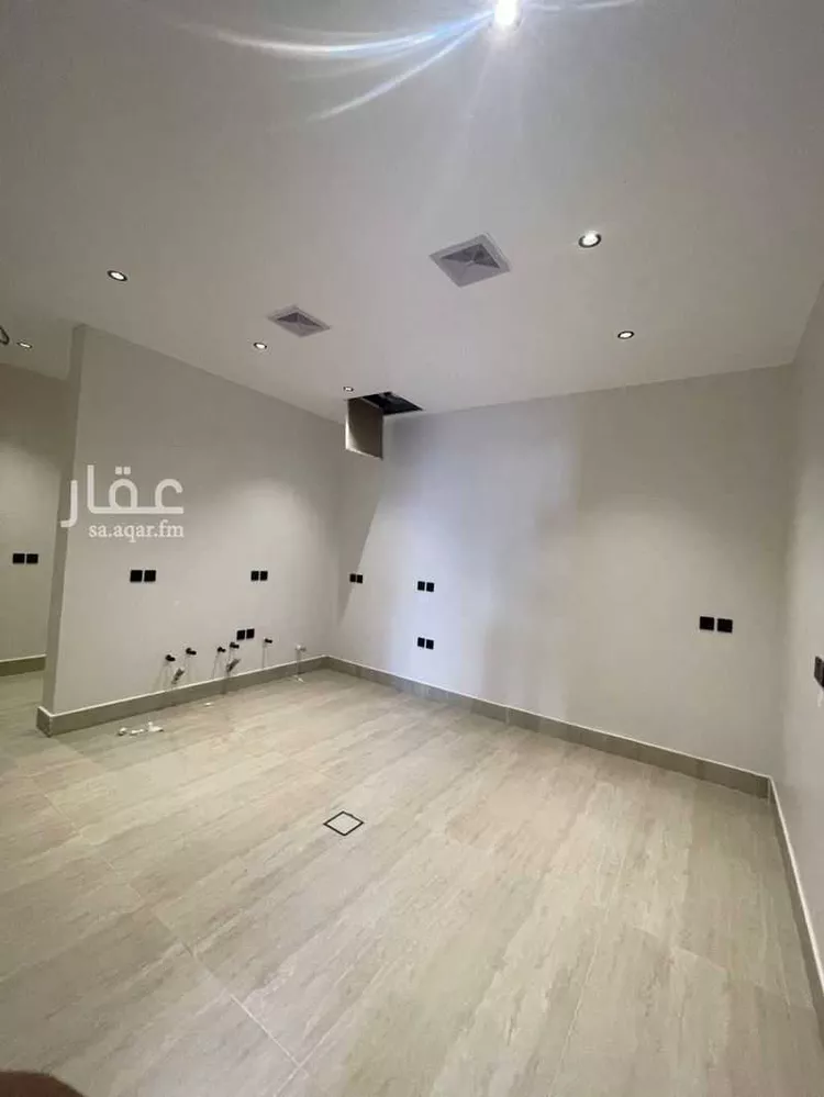 Floor for Sale in Riyadh Al Hazm صورة 2