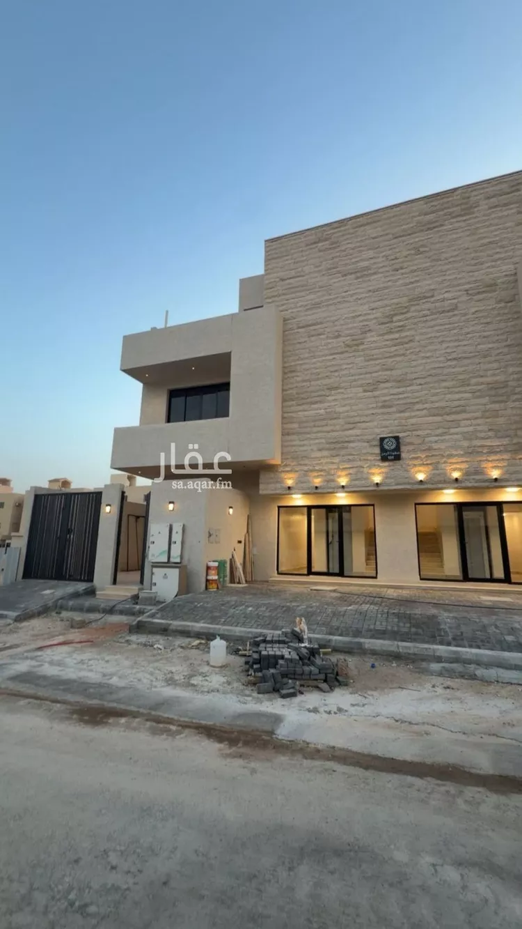 دور للبيع في شارع سعد الشيخ, حي الرمال, مدينة الرياض, منطقة الرياض