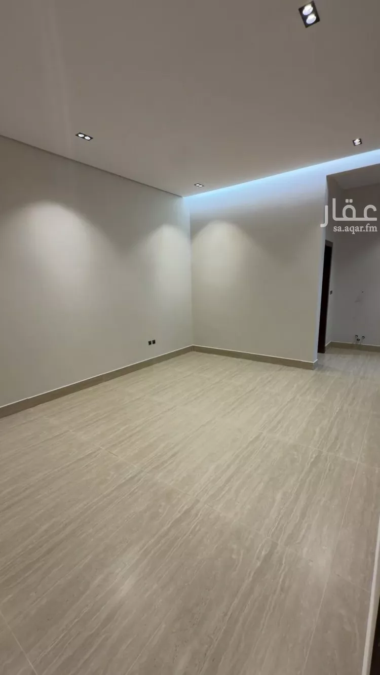 دور للبيع في شارع سعد الشيخ, حي الرمال, مدينة الرياض, منطقة الرياض صورة 4