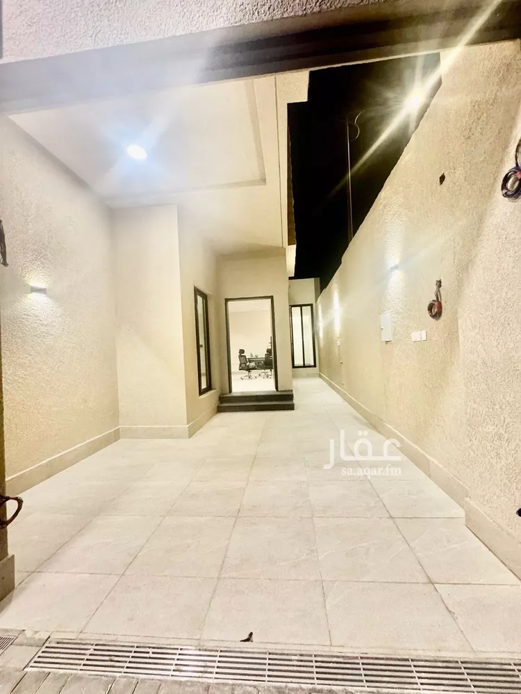 دور للبيع في شارع عثمان بن عفان, حي النرجس, مدينة الرياض, منطقة الرياض