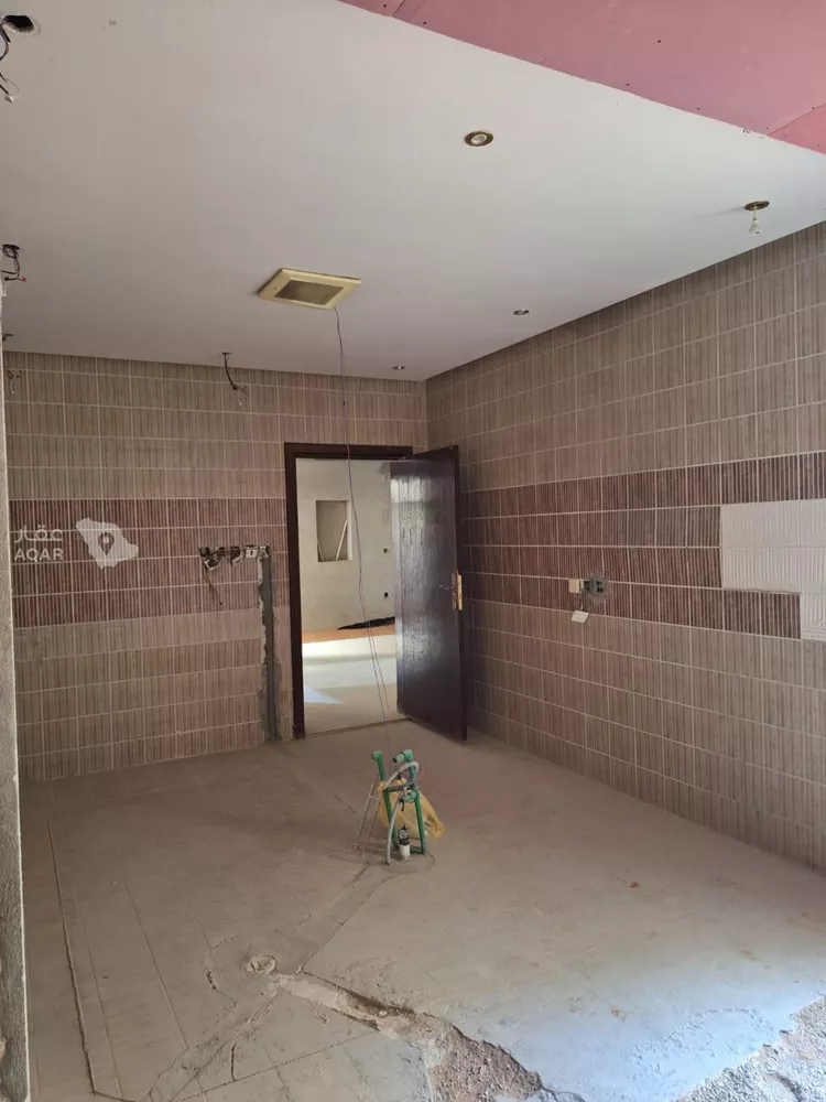 Villa for Sale in Riyadh Al Yasmin 6