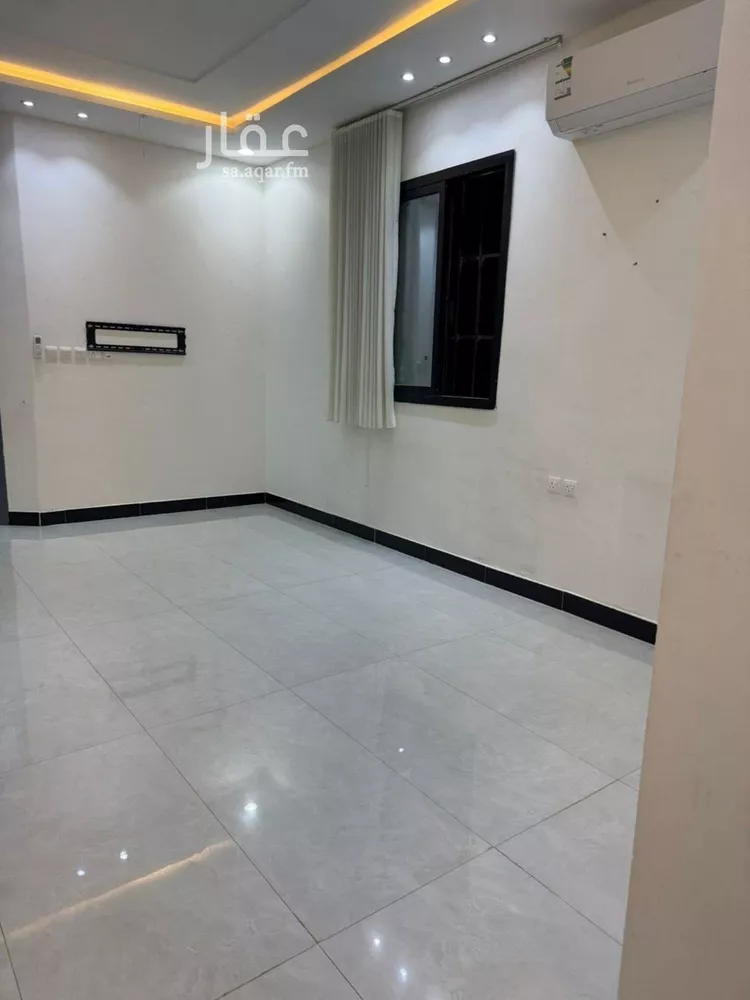 فيلا للإيجار في شارع ابن معصوم المدني, حي الرمال, مدينة الرياض, منطقة الرياض صورة 2