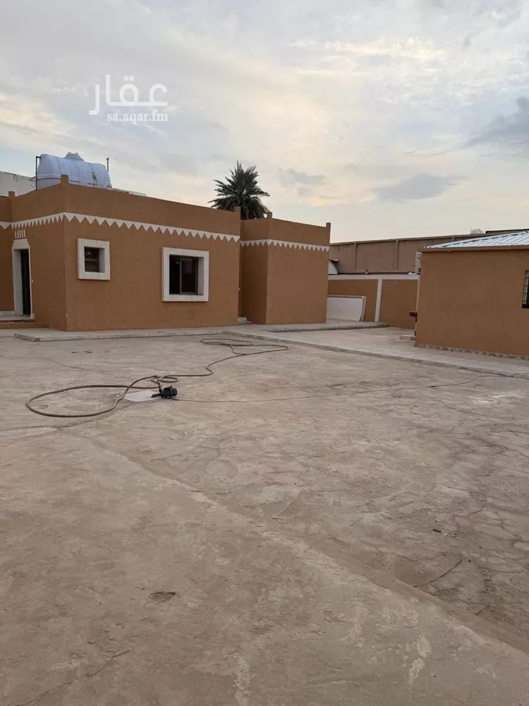 دور للبيع في شارع اياس ابن معاوية المزني, حي الفايزية, مدينة بريدة, منطقة القصيم