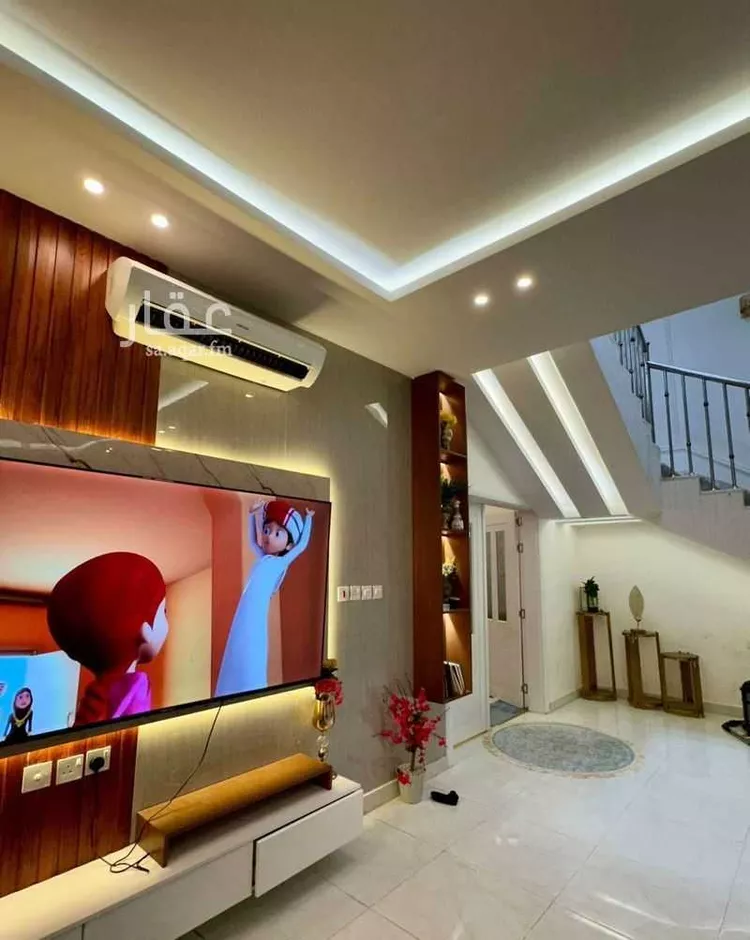 فيلا للبيع في شارع سعيد الفارقي, حي الفايزية, مدينة بريدة, منطقة القصيم صورة 3