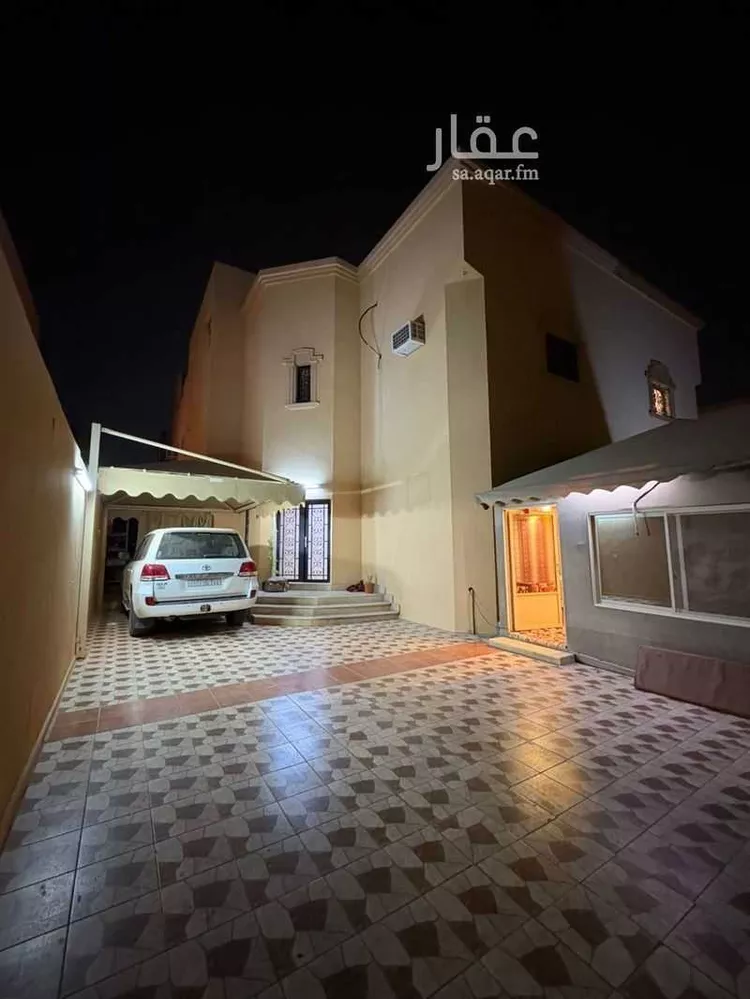 فيلا للإيجار في شارع درويش ابن حسن عجيمي, حي الربوة, مدينة بريدة, منطقة القصيم صورة 5