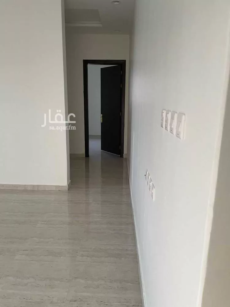 مكتب تجاري للإيجار في شارع نجد, حي ظهرة لبن, مدينة الرياض, منطقة الرياض