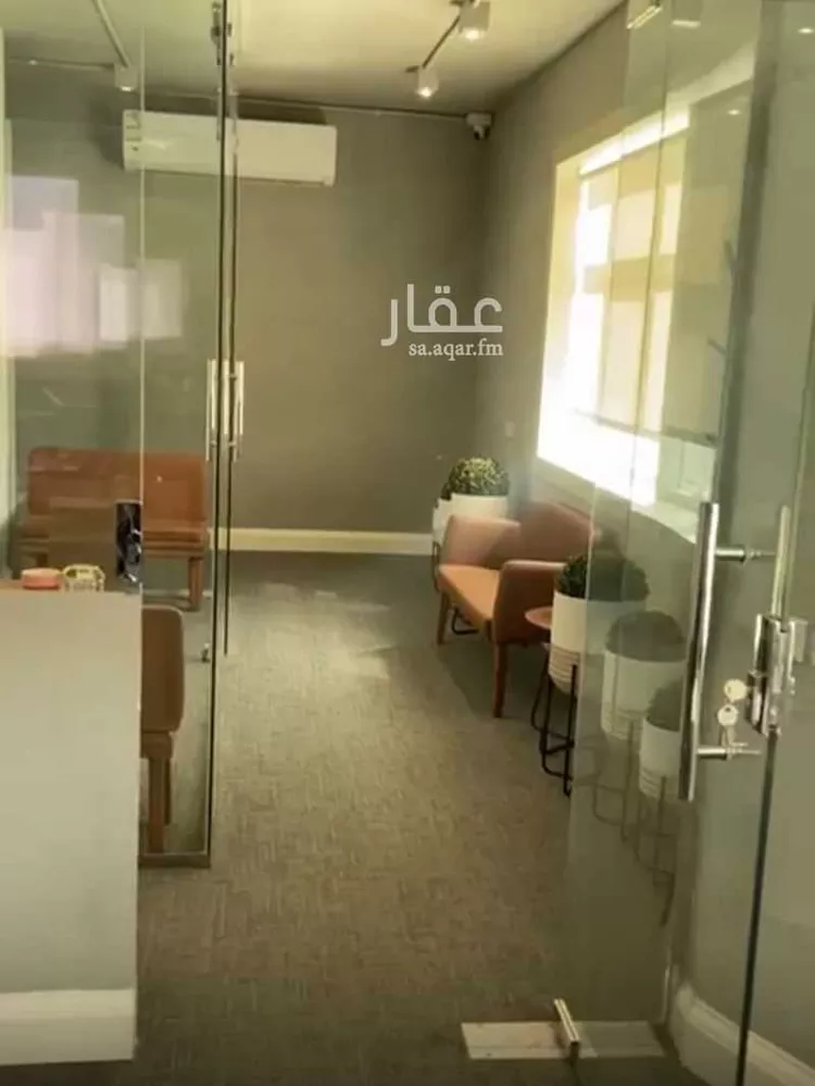 مكتب تجاري للإيجار في شارع نجد, حي ظهرة لبن, مدينة الرياض, منطقة الرياض