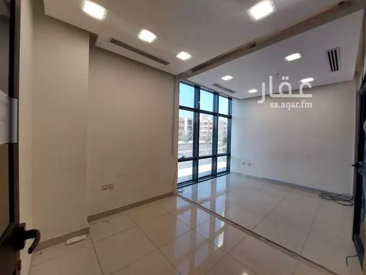 مكتب تجاري للإيجار في شارع المهندس مساعد العنقري, حي السليمانية, مدينة الرياض, منطقة الرياض صورة 2
