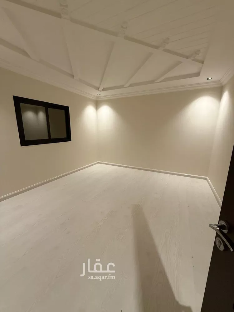 فيلا للبيع في شارع الأصبهاني, حي إشبيلية, مدينة الرياض, منطقة الرياض صورة 5