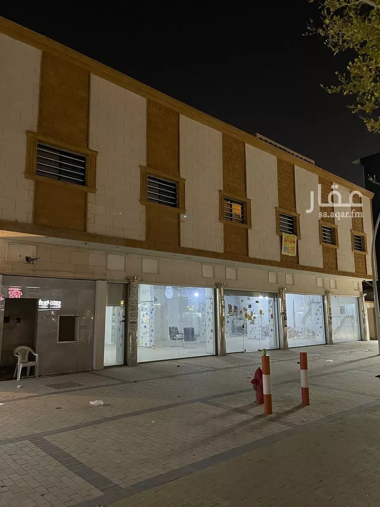 محل للإيجار في شارع الشيخ حسن بن حسين بن علي, حي إشبيلية, مدينة الرياض, منطقة الرياض صورة 3
