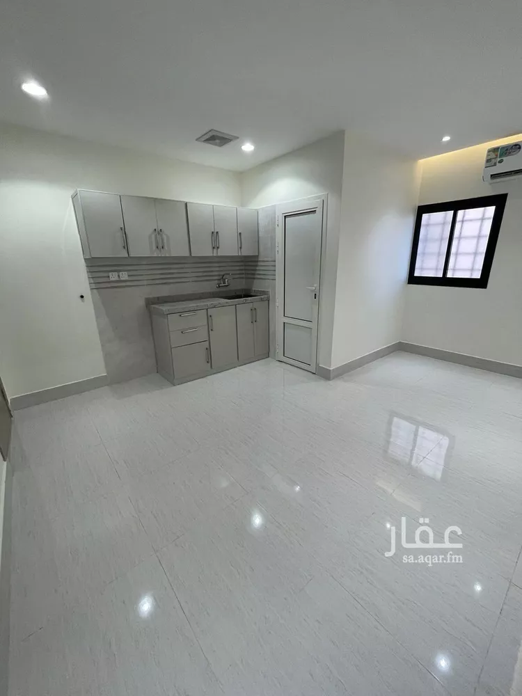 شقة للإيجار في شارع الشيخ حسن بن حسين بن علي, حي إشبيلية, مدينة الرياض, منطقة الرياض صورة 4
