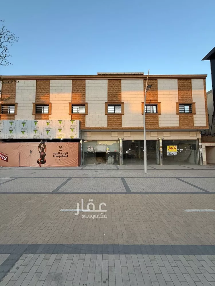 محل للإيجار في شارع الشيخ حسن بن حسين بن علي, حي إشبيلية, مدينة الرياض, منطقة الرياض