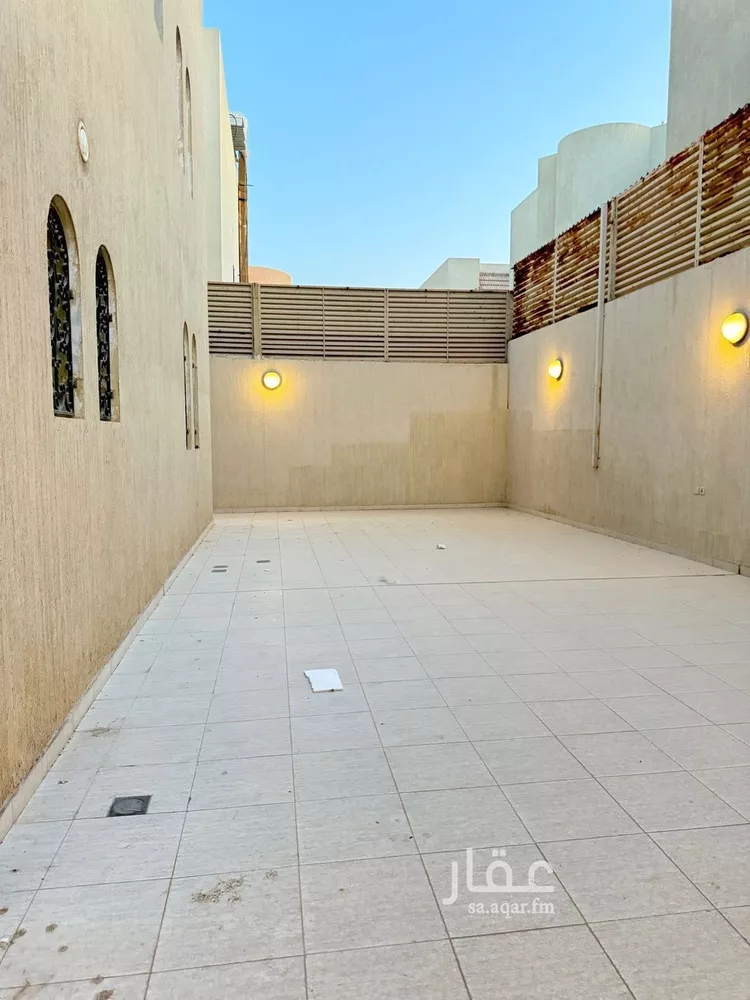 فيلا للإيجار في شارع الشبارقة, حي إشبيلية, مدينة الرياض, منطقة الرياض صورة 4