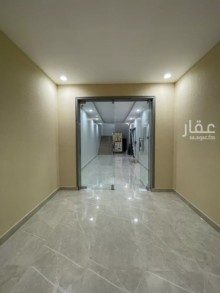 مكتب تجاري للإيجار في شارع طريق الامام عبدالله بن سعود بن عبدالعزيز, حي إشبيلية, مدينة الرياض, منطقة الرياض