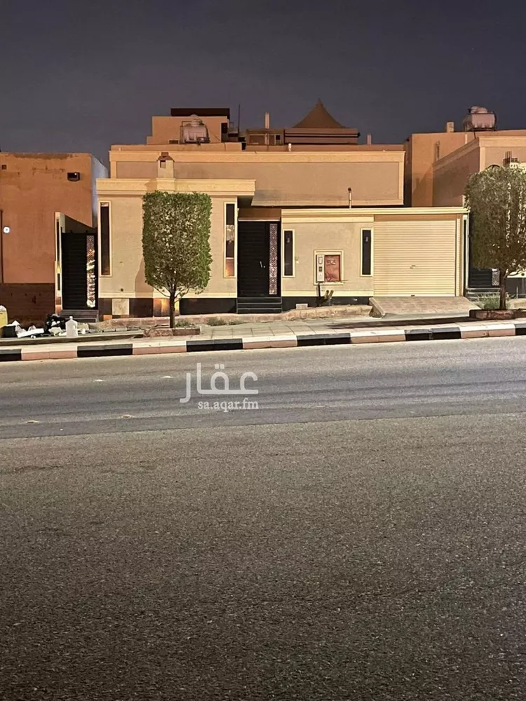 دور للبيع في شارع ادهم بن حظره الراشدي, حي الهدا, مدينة المزاحميه, منطقة الرياض