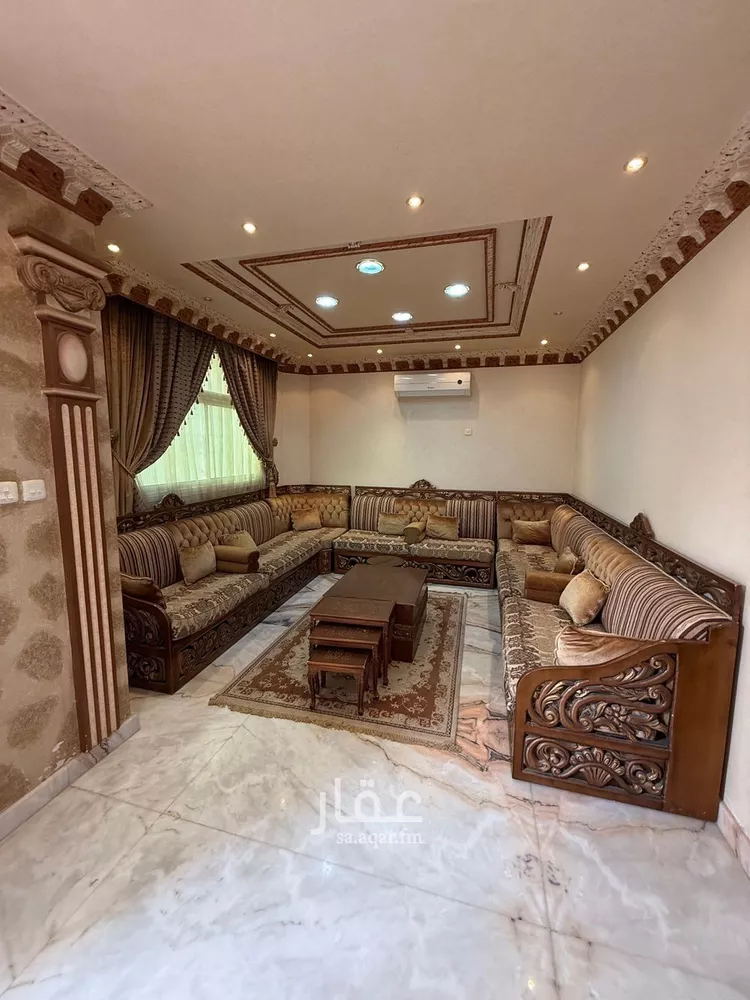 فيلا للإيجار في شارع سليمان بن محمود, حي إشبيلية, مدينة الرياض, منطقة الرياض صورة 3