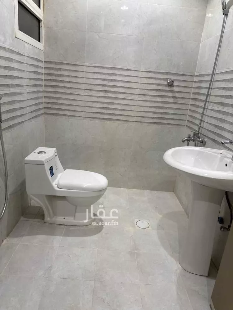 شقة للإيجار في شارع الشيخ حسن بن حسين بن علي, حي إشبيلية, مدينة الرياض, منطقة الرياض 7
