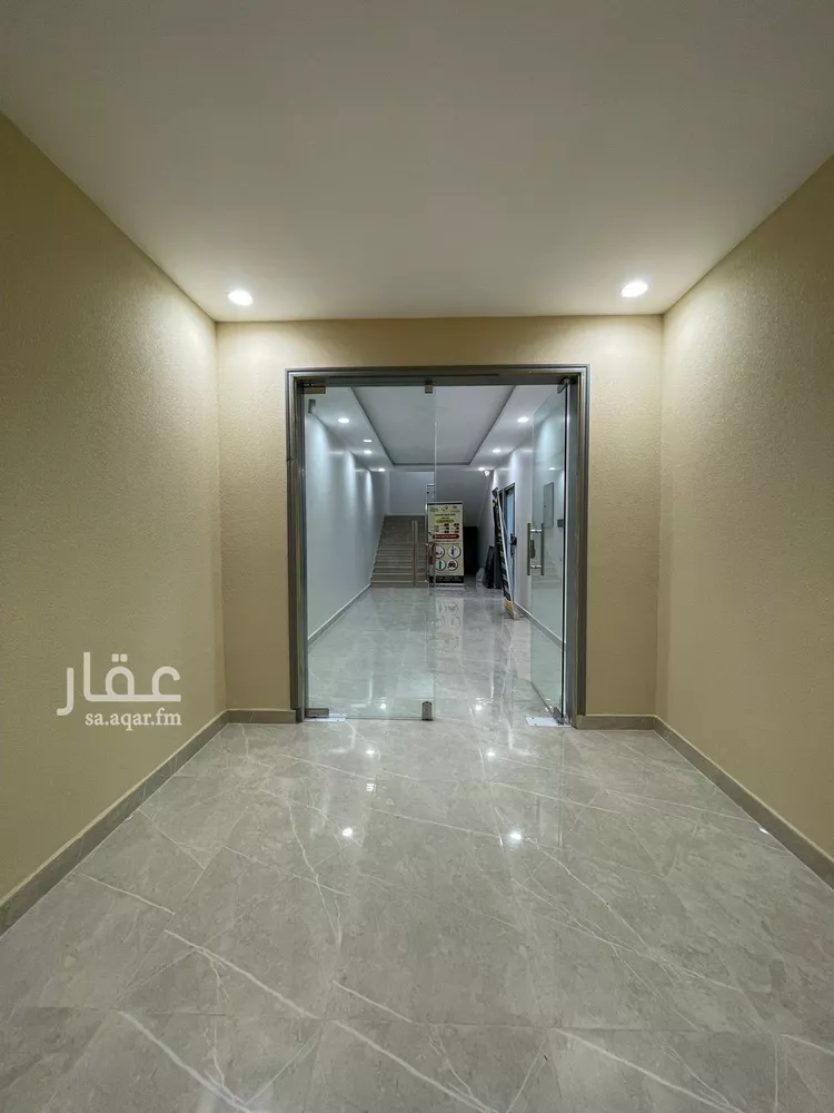 مكتب تجاري للإيجار في شارع عبدالله بن سعود بن عبدالعزيز الفرعى, حي إشبيلية, مدينة الرياض, منطقة الرياض