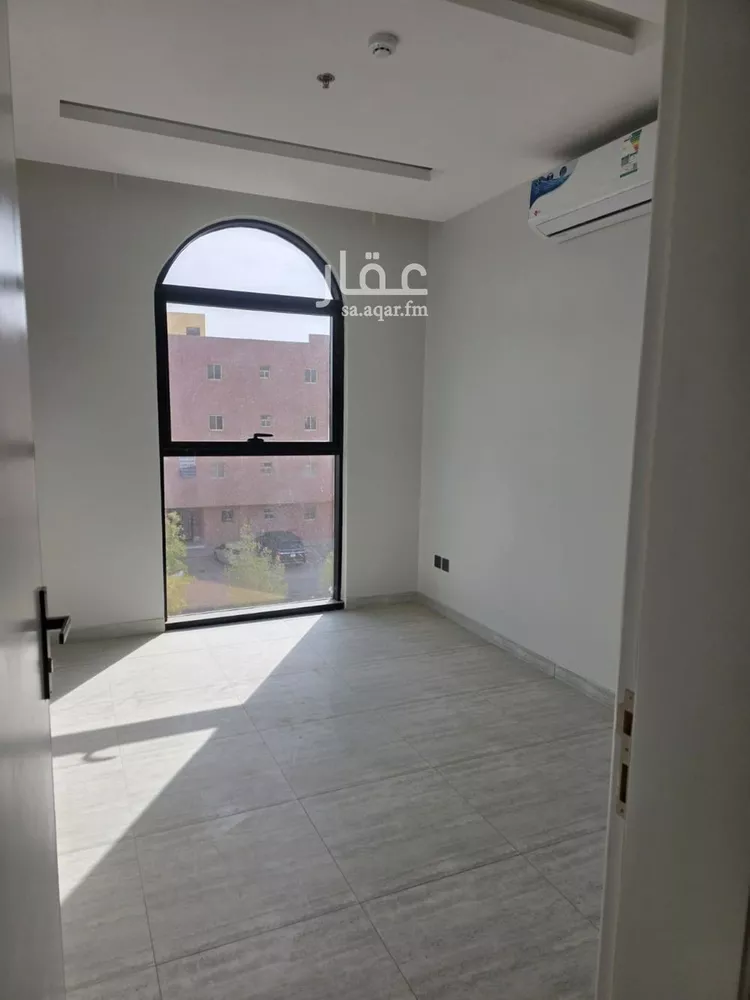 شقة للإيجار في شارع الرمس, حي الملقا, مدينة الرياض, منطقة الرياض 14