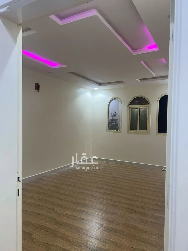 فيلا للبيع في شارع المفضل الغلابي, حي طويق, مدينة الرياض, منطقة الرياض 6
