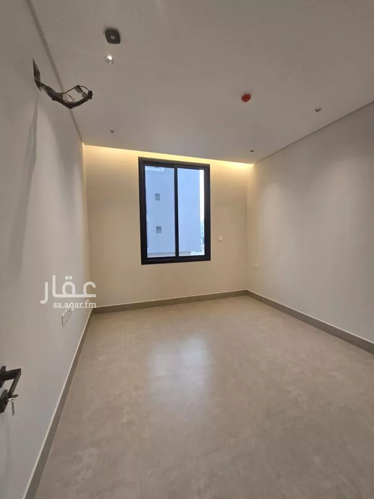 شقة للبيع في شارع عبدالرحمن بن محمد بن مسلمه الانصاري, حي العارض, مدينة الرياض, منطقة الرياض 7