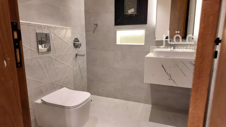 فيلا للبيع في شارع الخيال, حي الملز, مدينة الرياض, منطقة الرياض صورة 4