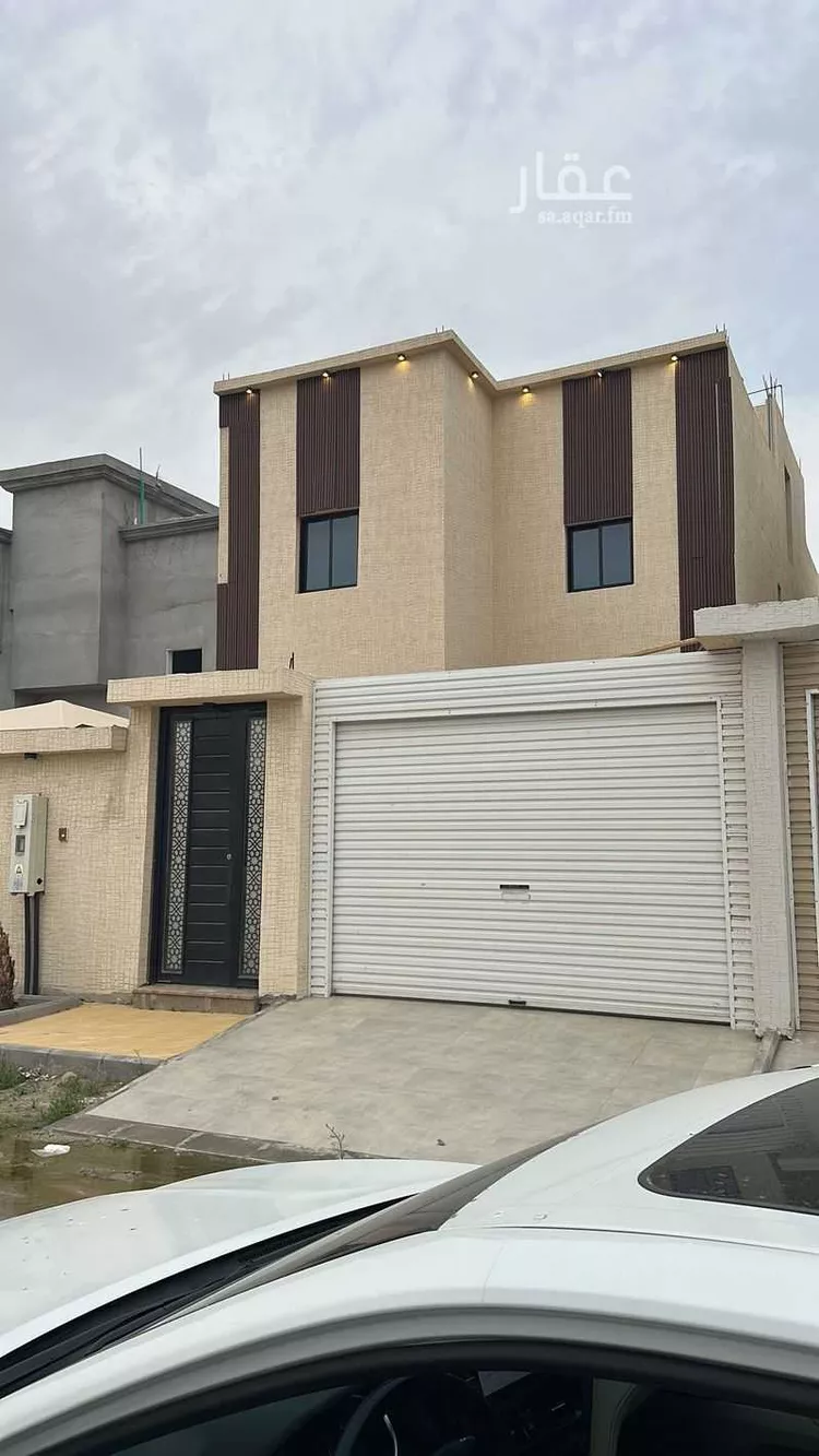 فيلا للبيع في شارع الازدهار, حي حي الورود, مدينة الخفجي, المنطقة الشرقية