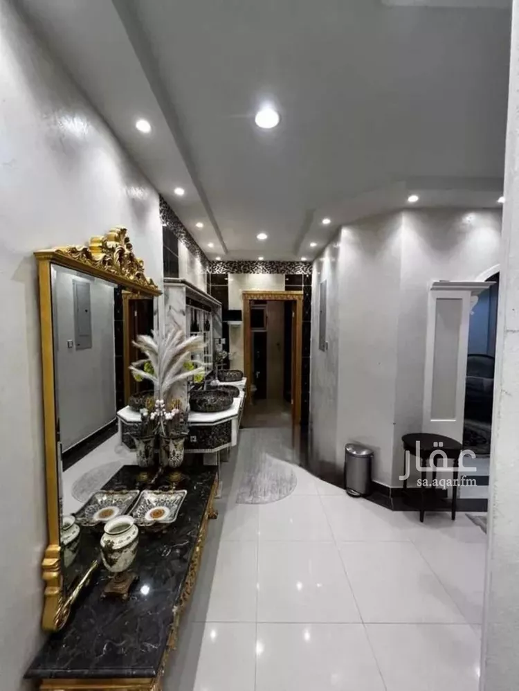 فيلا للبيع في شارع العيينة, حي إشبيلية, مدينة الرياض, منطقة الرياض صورة 2