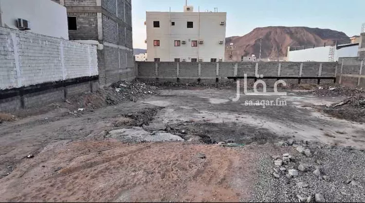 أرض للبيع في شارع عثمان ابن عمر, حي السكب, مدينة المدينه المنوره, منطقة المدينة المنورة