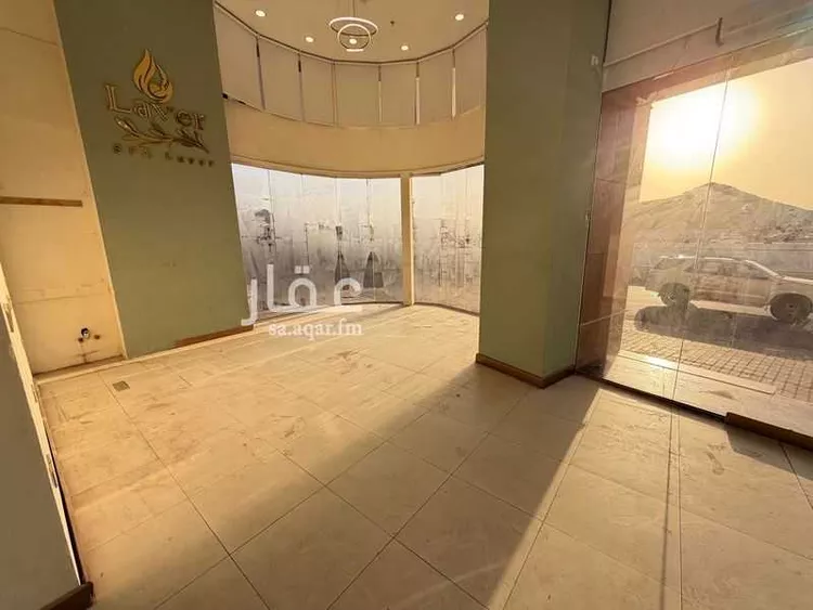 محل للإيجار في شارع عبدالرحمن بن ابي بكره, حي الراية, مدينة المدينة المنورة, منطقة المدينة المنورة 8