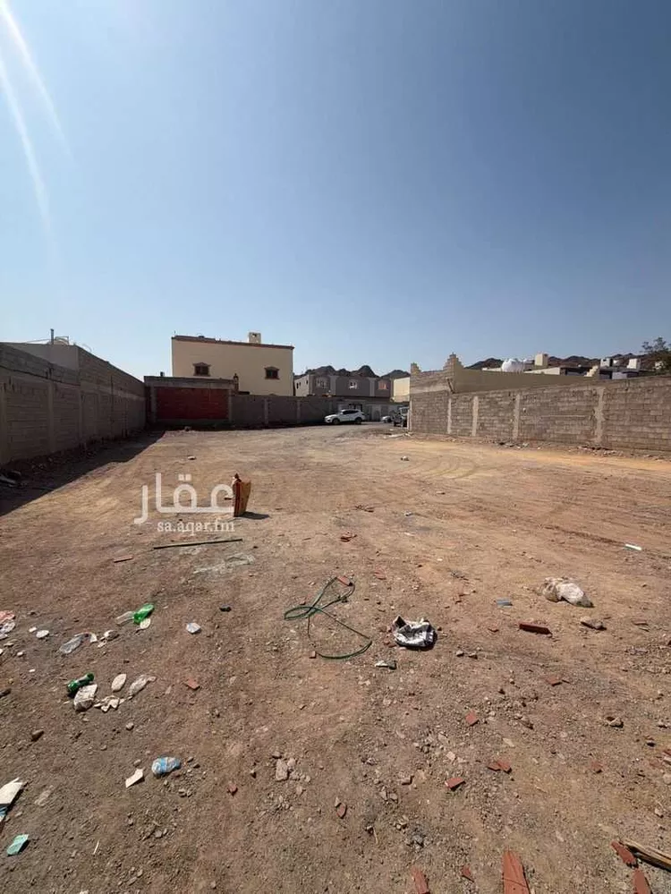 أرض للبيع في شارع عقبة بن بجرة, حي المدينة الصناعية, مدينة المدينة المنورة, منطقة المدينة المنورة 6