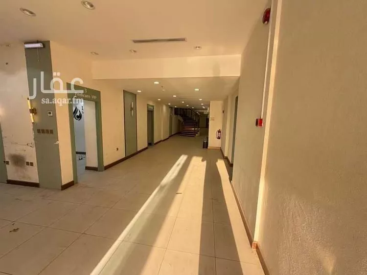 محل للإيجار في شارع عبدالرحمن بن ابي بكره, حي الراية, مدينة المدينة المنورة, منطقة المدينة المنورة صورة 2