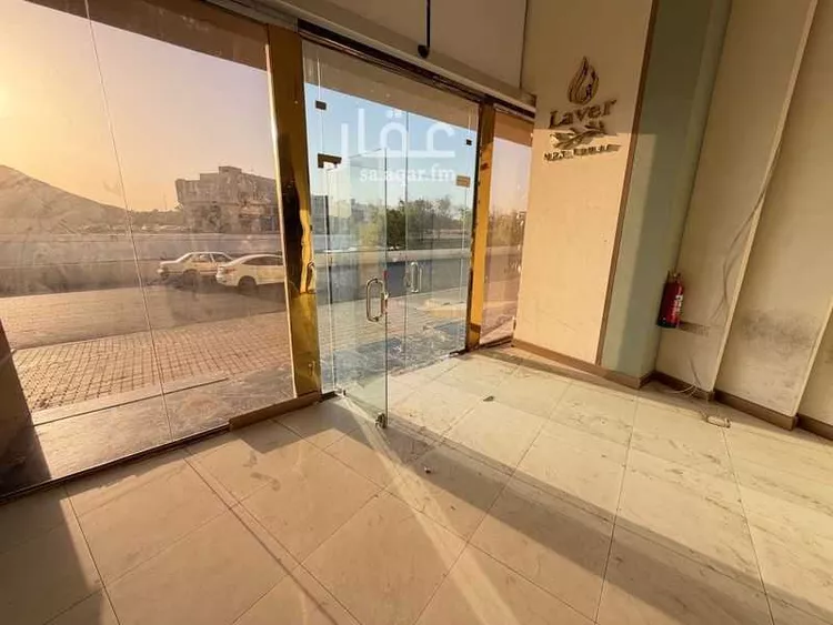 محل للإيجار في شارع عبدالرحمن بن ابي بكره, حي الراية, مدينة المدينة المنورة, منطقة المدينة المنورة 6