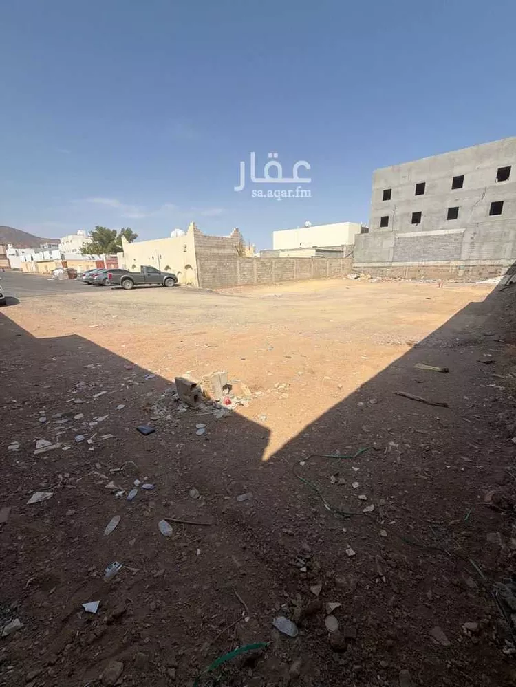 أرض للبيع في شارع عقبة بن بجرة, حي المدينة الصناعية, مدينة المدينة المنورة, منطقة المدينة المنورة