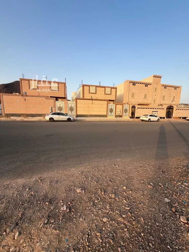 دور للبيع في شارع يحيىى بن عبدالرحمن الازدي, حي العزيزية, مدينة المدينة المنورة, منطقة المدينة المنورة 7