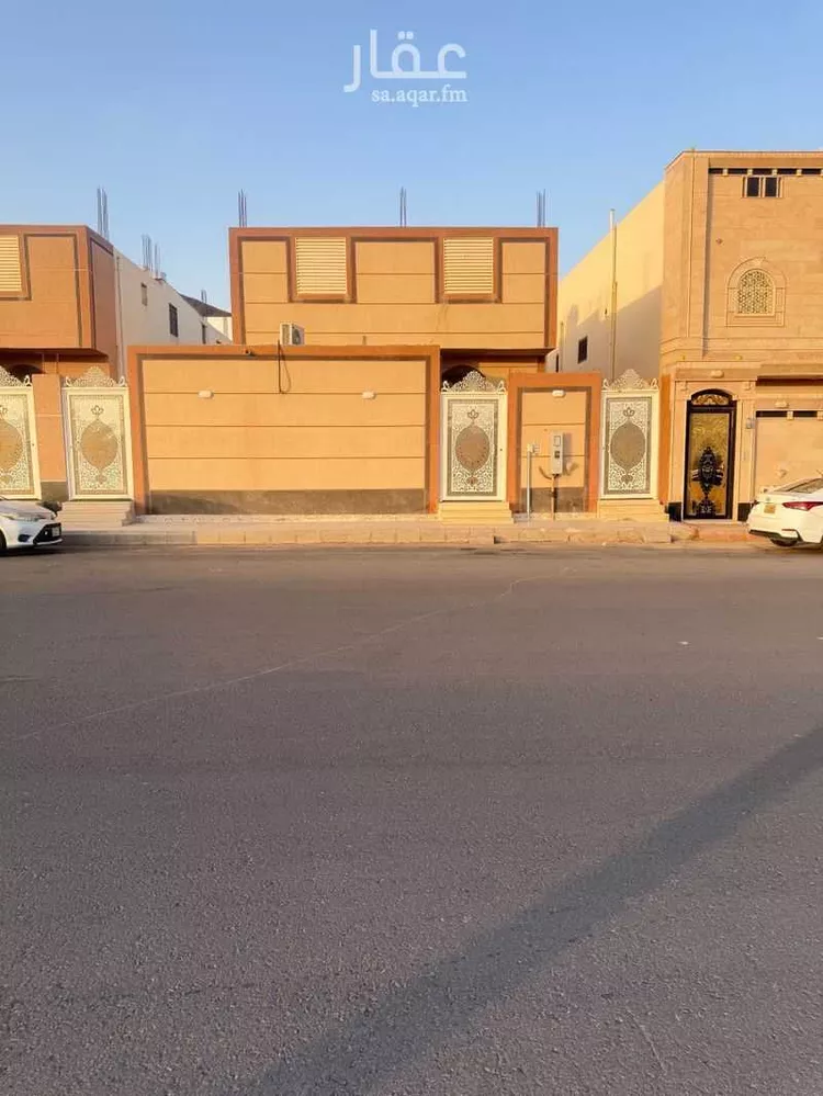 دور للبيع في شارع يحيىى بن عبدالرحمن الازدي, حي العزيزية, مدينة المدينة المنورة, منطقة المدينة المنورة