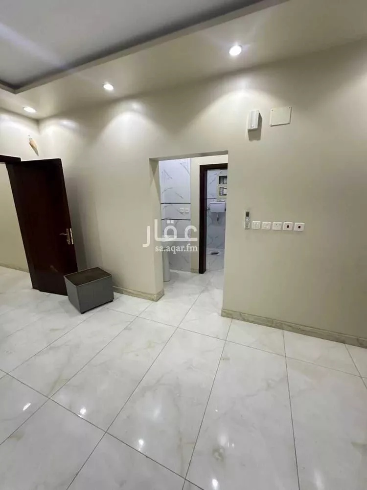 شقة للبيع في شارع فروة بن خراش الازدي, حي المدينة الصناعية, مدينة المدينه المنوره, منطقة المدينة المنورة صورة 3