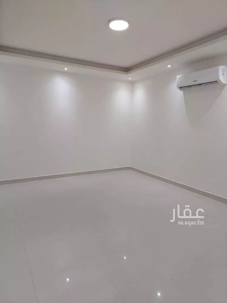 فيلا للإيجار في شارع محايل, حي الوادي, مدينة الرياض, منطقة الرياض صورة 2