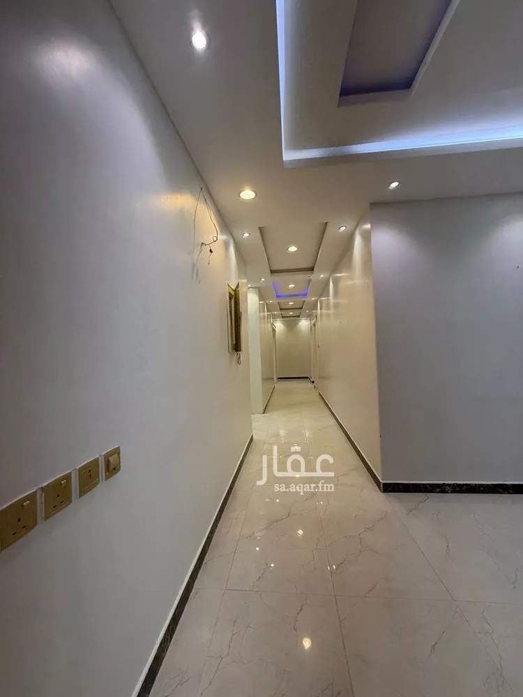 Floor for Rent in Riyadh Tuwaiq 13