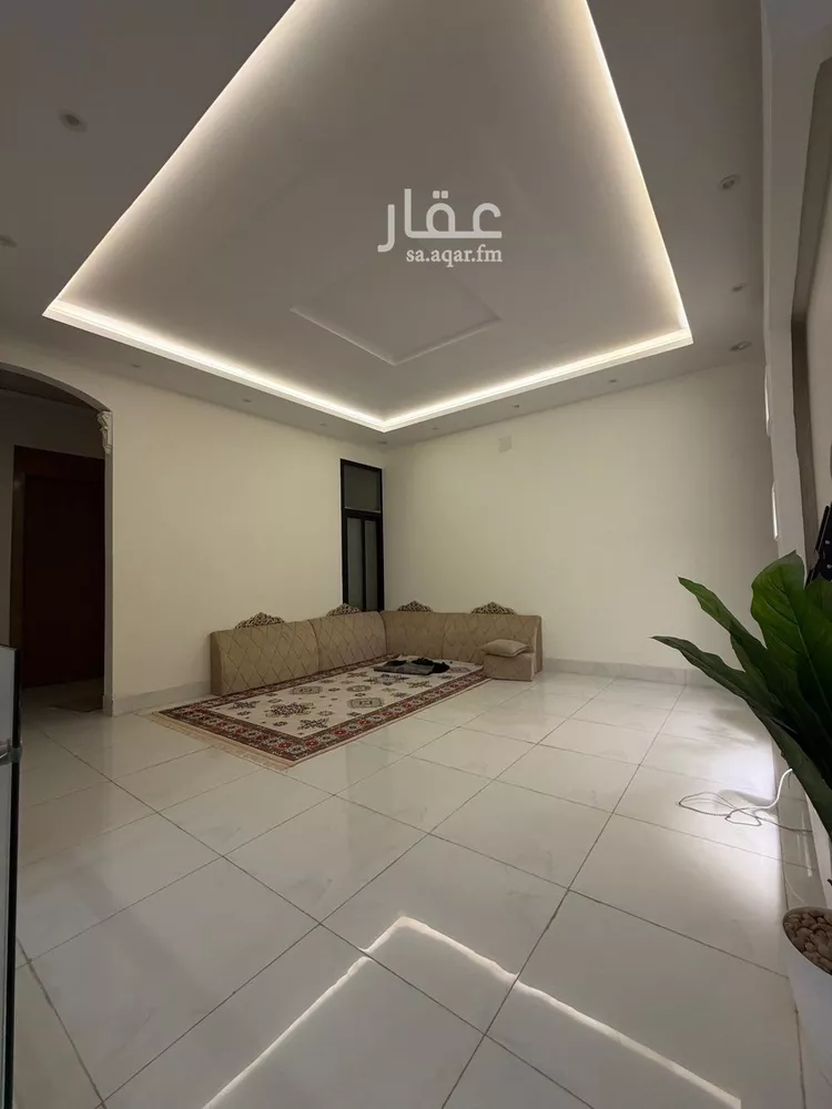 فيلا للإيجار في شارع أحمد بن تاج الدين, حي طويق, مدينة الرياض, منطقة الرياض 9