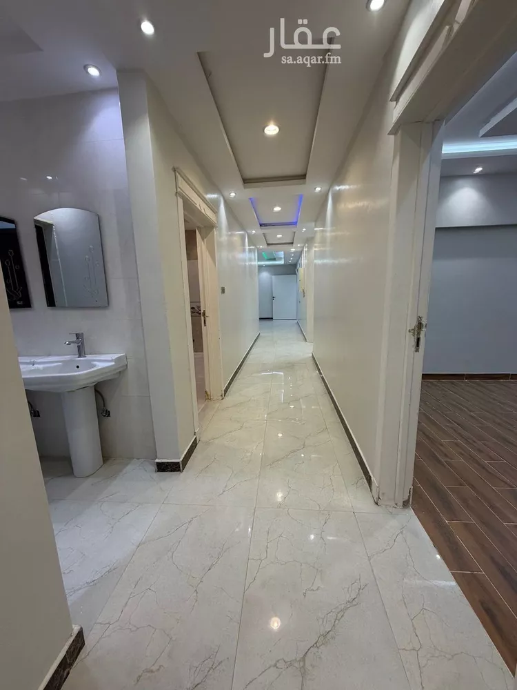 Floor for Rent in Riyadh Tuwaiq 23