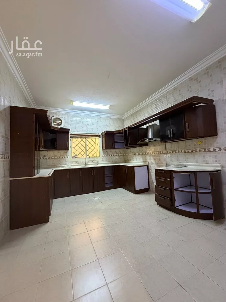 شقة للإيجار في شارع أحمد شطا, حي العوالي, مدينة الرياض, منطقة الرياض 8